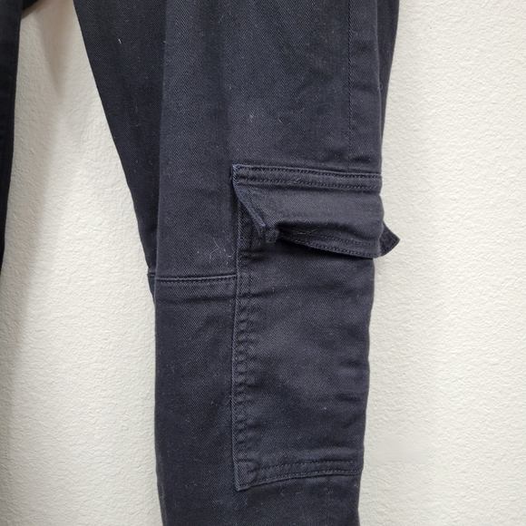 Hudson Black Denim with Pockets | Size 27 - Picture 2 of 10